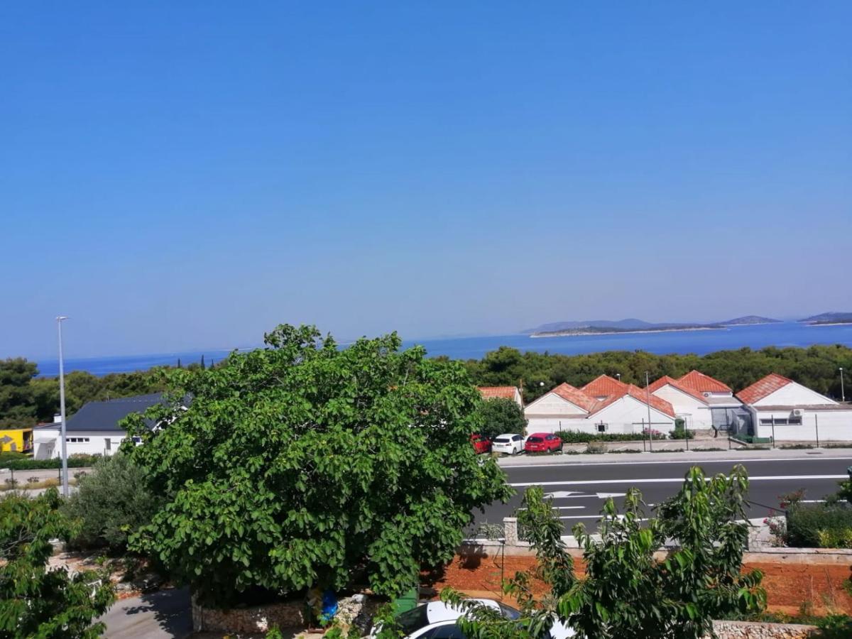 Apartmani Zmiric Primošten Exterior foto