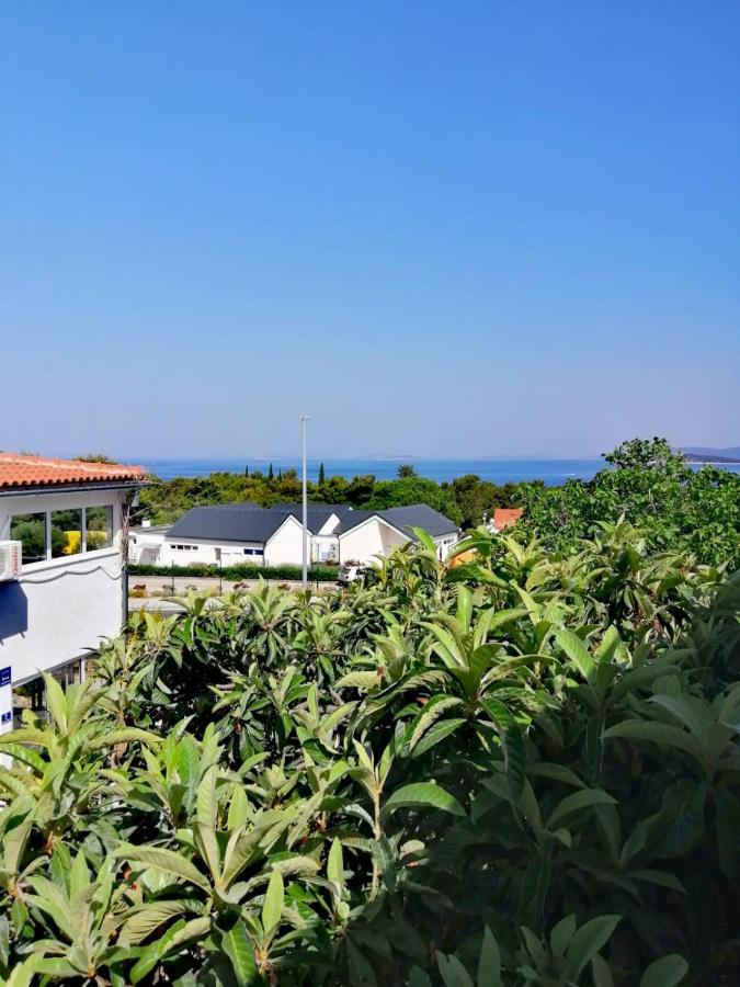 Apartmani Zmiric Primošten Exterior foto