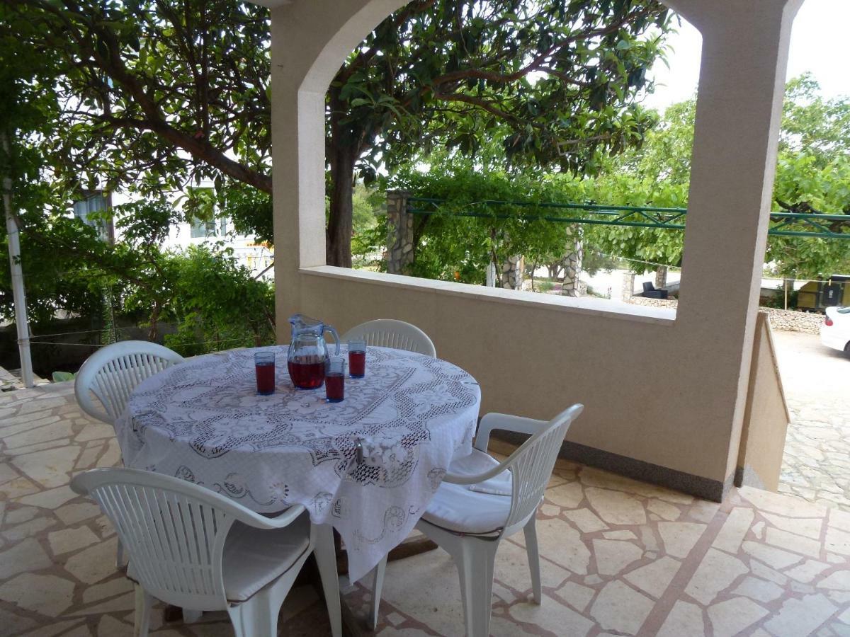 Apartmani Zmiric Primošten Exterior foto